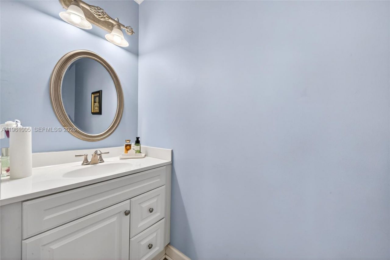 13163 SW 142 St, Miami, FL 33186 Photo