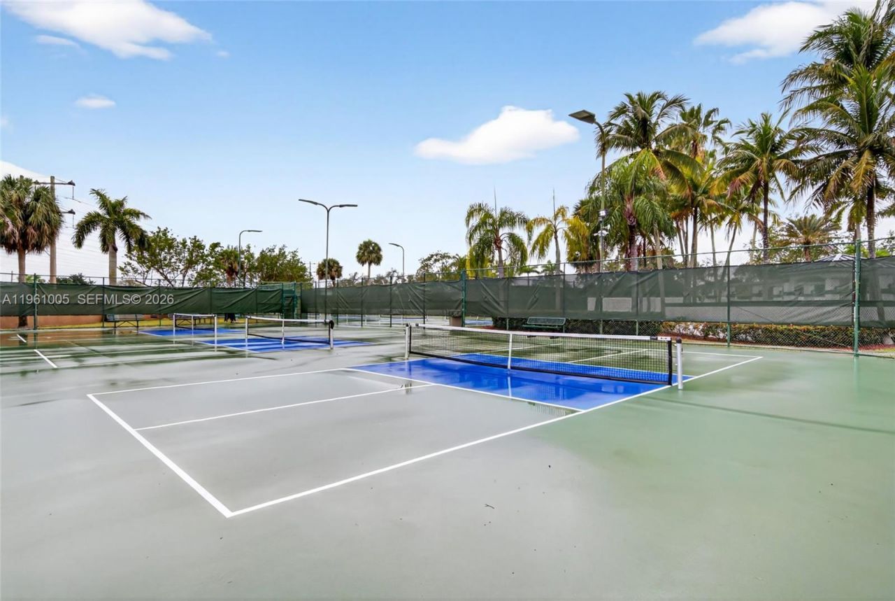 13163 SW 142 St, Miami, FL 33186 Photo