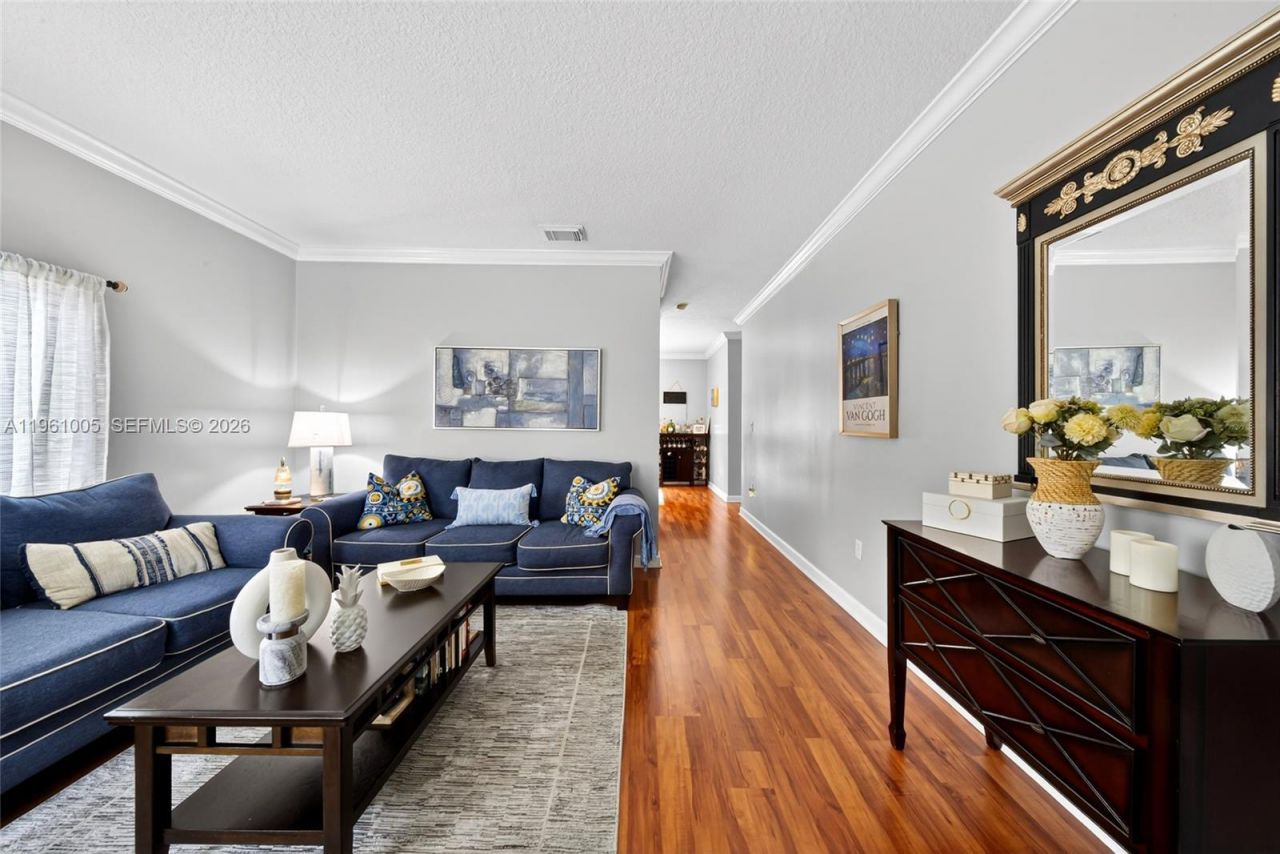 13163 SW 142 St, Miami, FL 33186 Photo