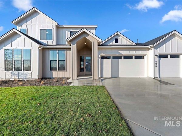 6829 N Valley Breeze Avenue, Unit Aspen, Meridian, ID 83646