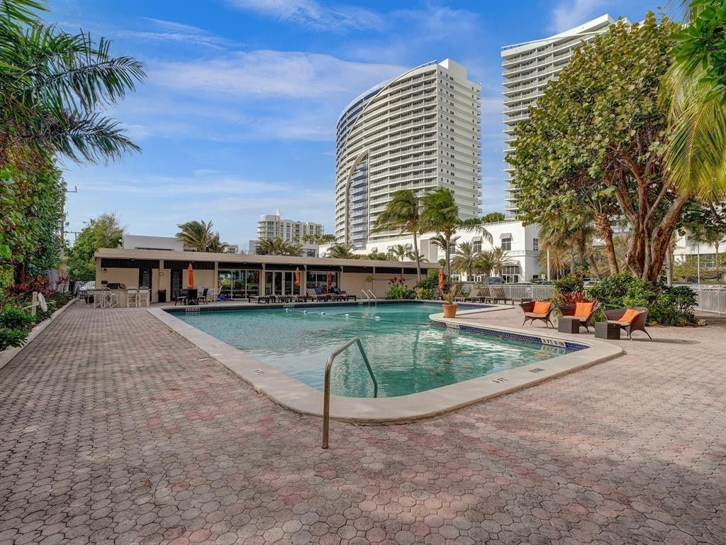 345 N Fort Lauderdale Beach Boulevard, Unit 1004, Fort Lauderdale, FL 33304 Photo