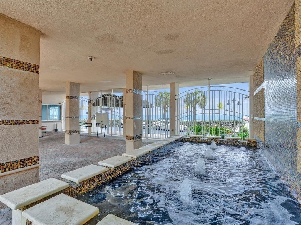 345 N Fort Lauderdale Beach Boulevard, Unit 1004, Fort Lauderdale, FL 33304 Photo