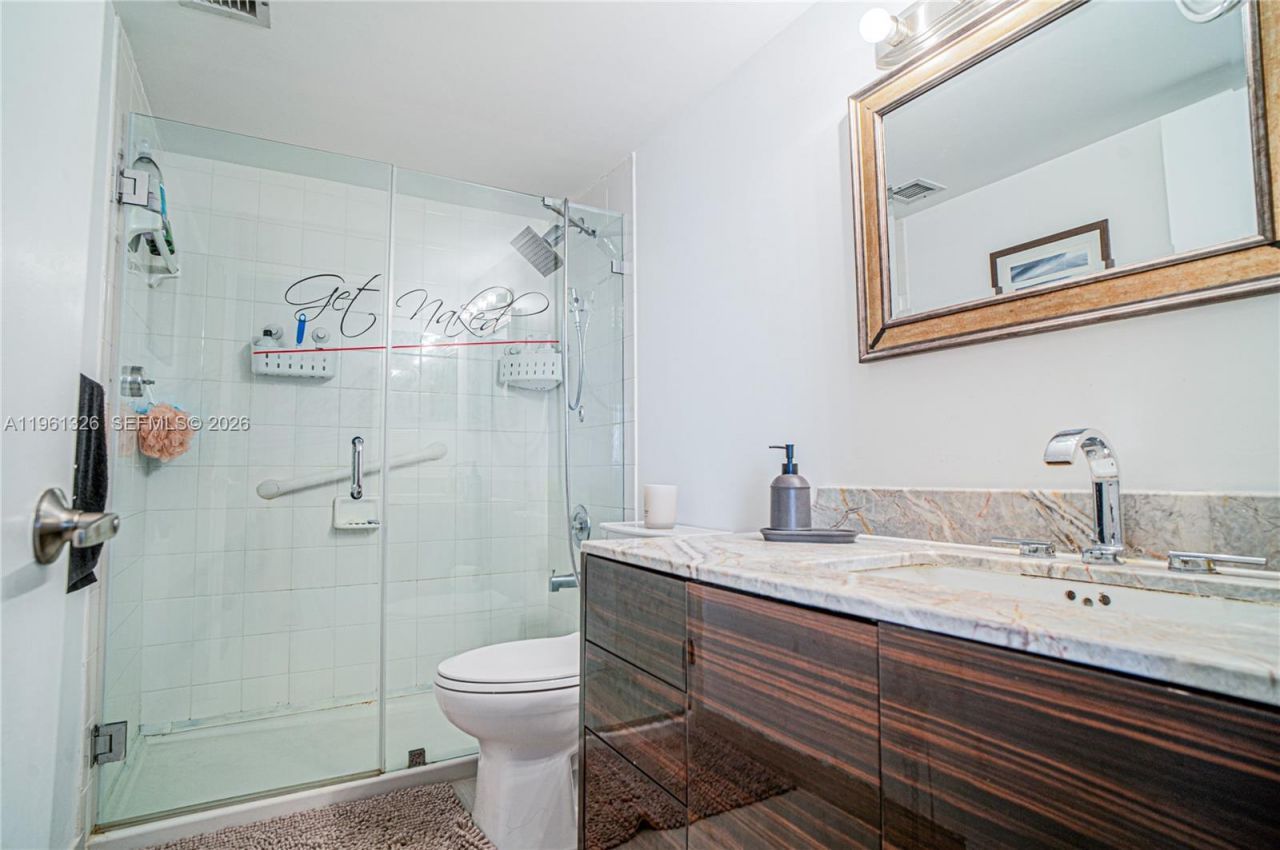 6801 Harding Ave, Unit 301, Miami Beach, FL 33141 Photo