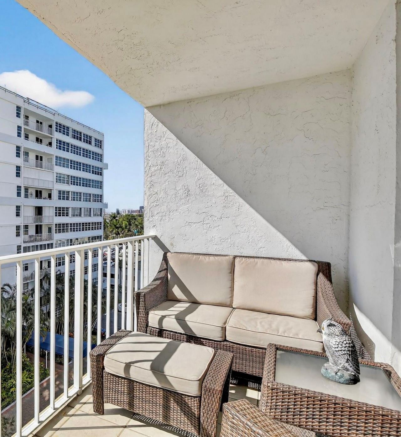 1170 N Federal Highway, Unit 708, Fort Lauderdale, FL 33304 Photo