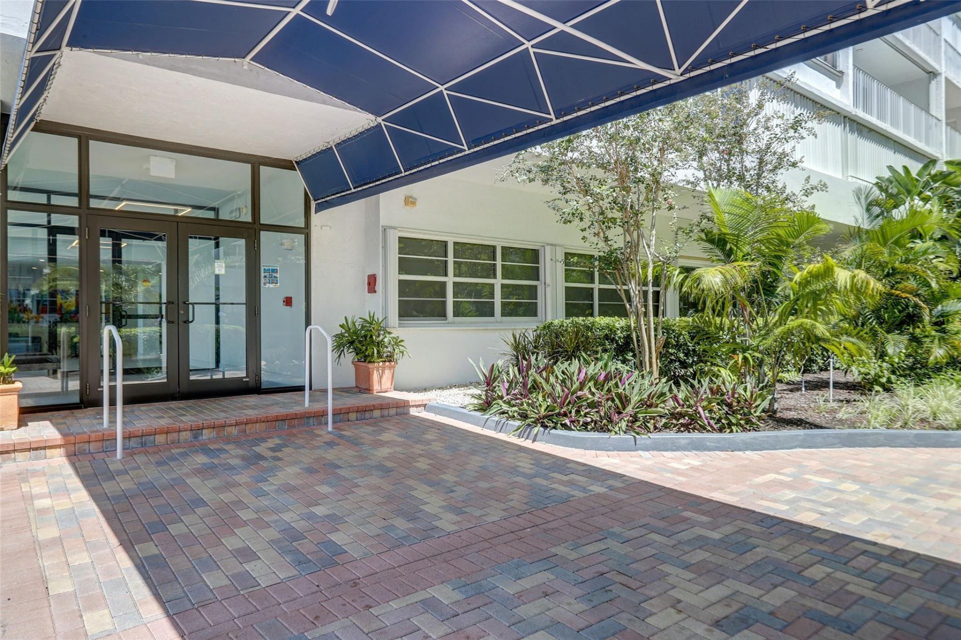 1170 N Federal Highway, Unit 708, Fort Lauderdale, FL 33304 Photo