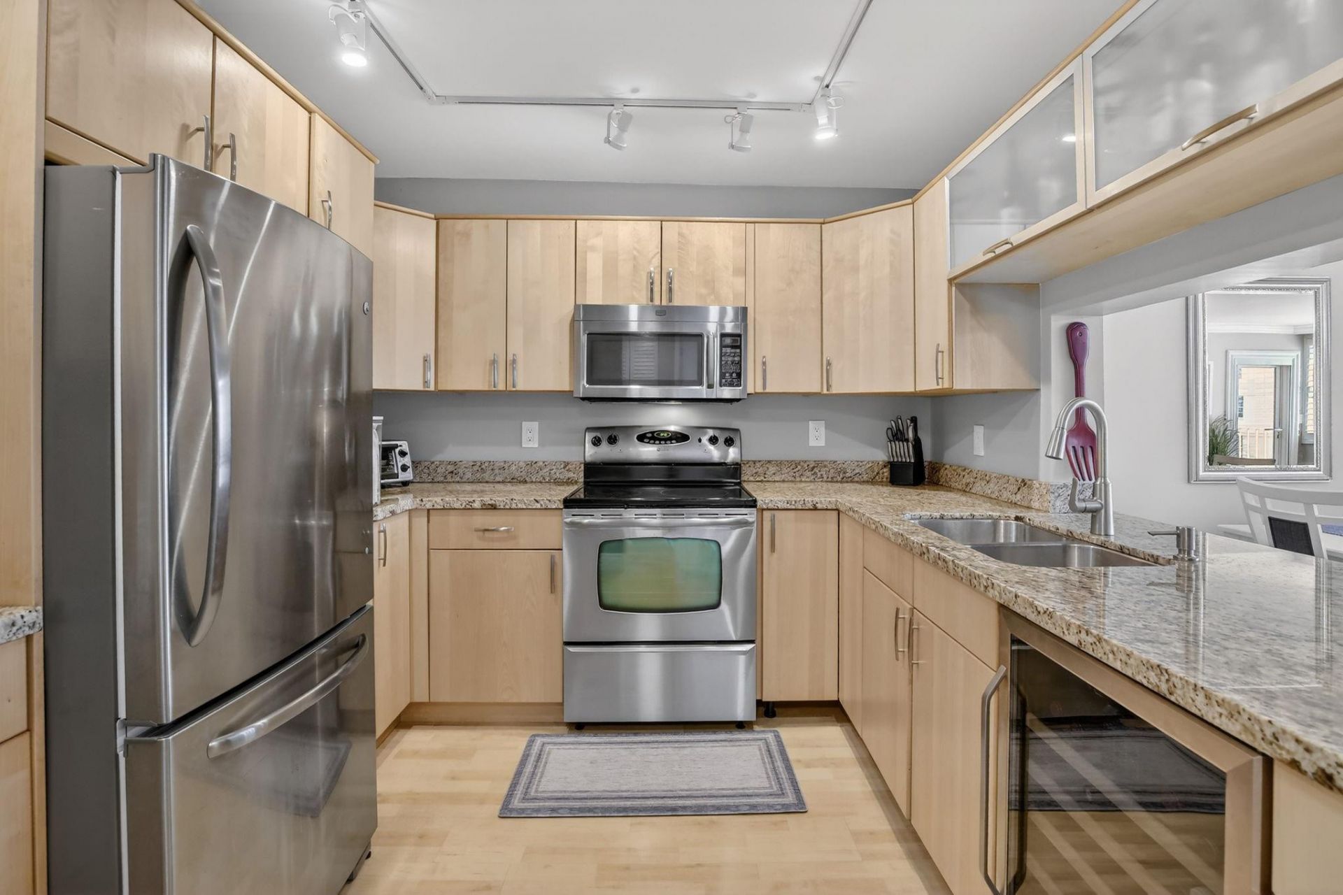 1170 N Federal Highway, Unit 708, Fort Lauderdale, FL 33304 Photo