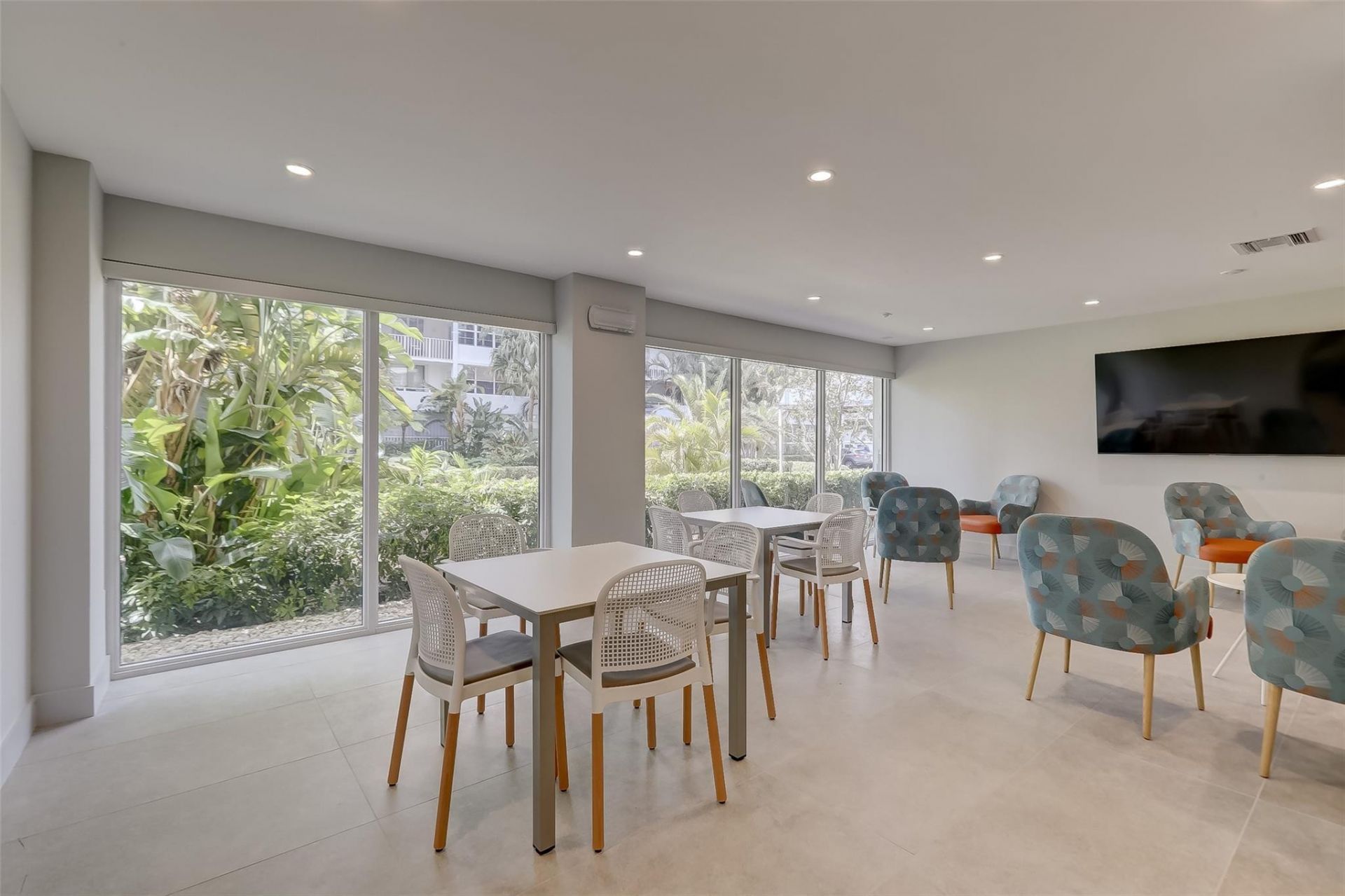 1170 N Federal Highway, Unit 708, Fort Lauderdale, FL 33304 Photo