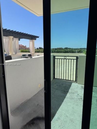 1300 E Ponce De Leon Blvd, Unit 514, Coral Gables, FL 33134 Photo