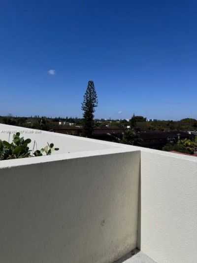 1300 E Ponce De Leon Blvd, Unit 514, Coral Gables, FL 33134 Photo