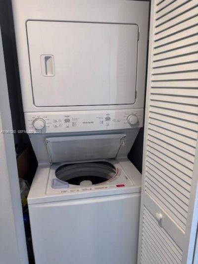 1300 E Ponce De Leon Blvd, Unit 514, Coral Gables, FL 33134 Photo