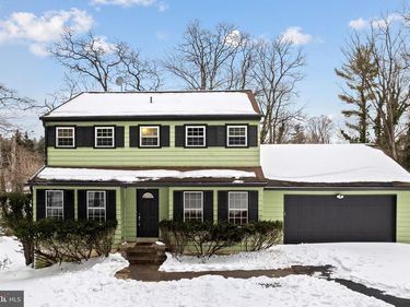 2543 GYPSY LANE, GLENSIDE, PA 19038
