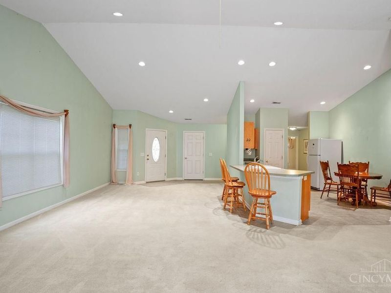 700 Villa Court, Trenton, OH 45067 Photo 10