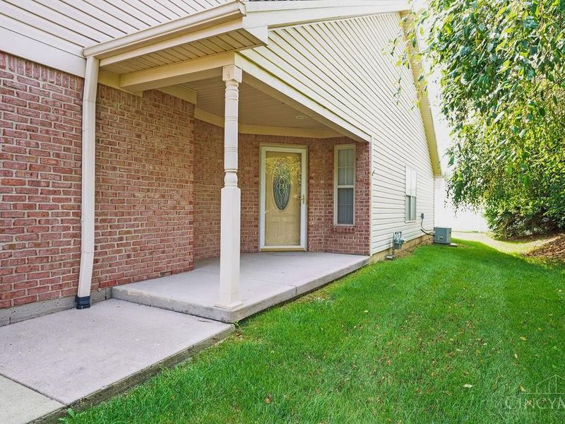 700 Villa Court, Trenton, OH 45067 Photo 5