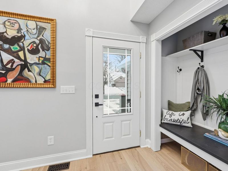 352 Spruce Hill Drive, Gahanna, OH 43230 Photo 10