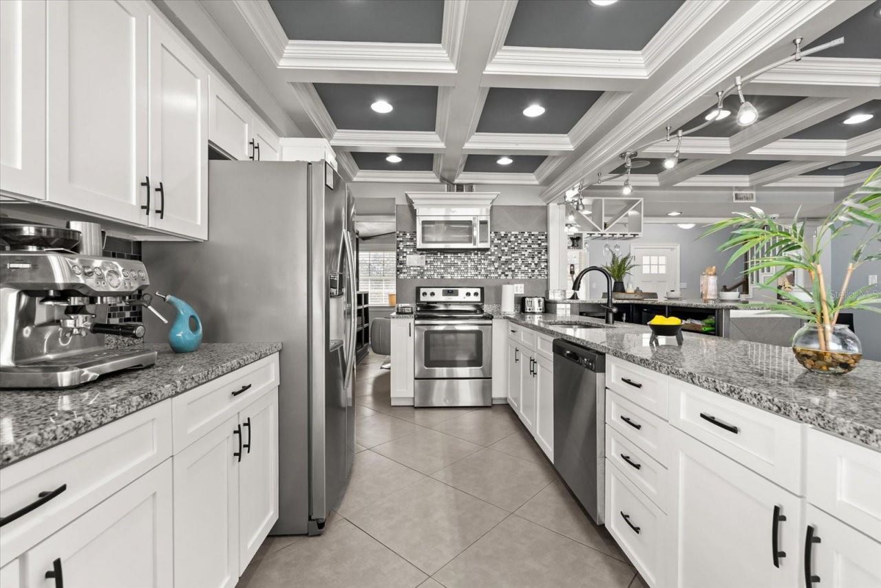 8255 Lake Underhill Road, Orlando, FL 32825 Photo