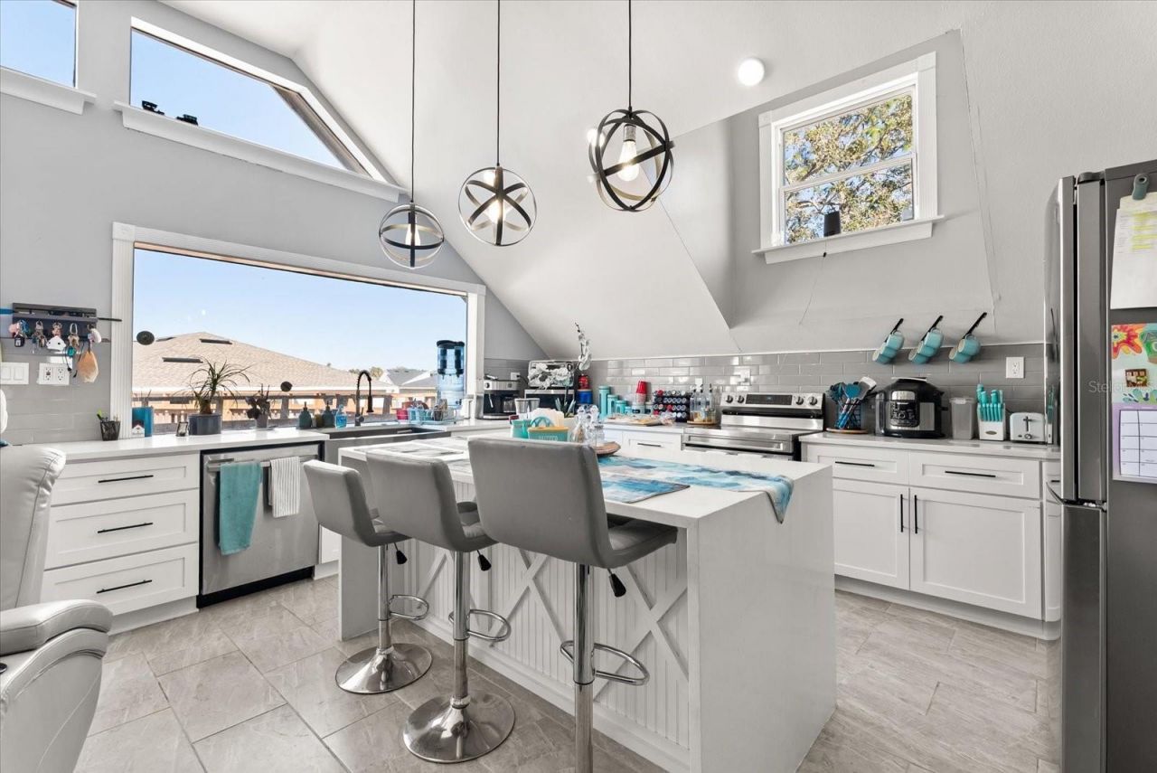 8255 Lake Underhill Road, Orlando, FL 32825 Photo