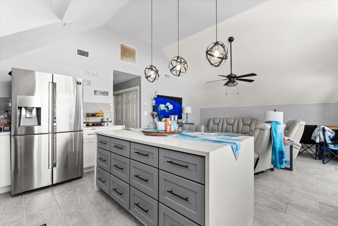 8255 Lake Underhill Road, Orlando, FL 32825 Photo