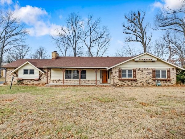 15102 Dutchmans Drive, Rogers, AR 72756