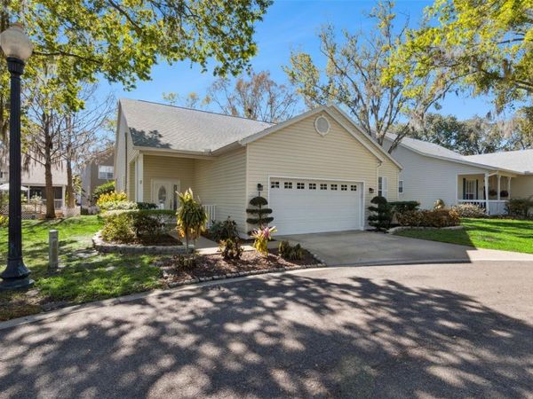 295 MARSH LANDING CIRCLE, Unit 30, DEBARY, FL 32713