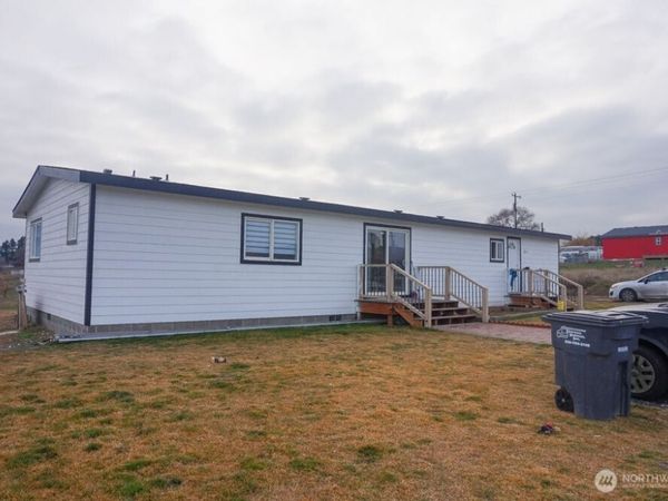 35 W Hampton Road , Hatton, WA 99344