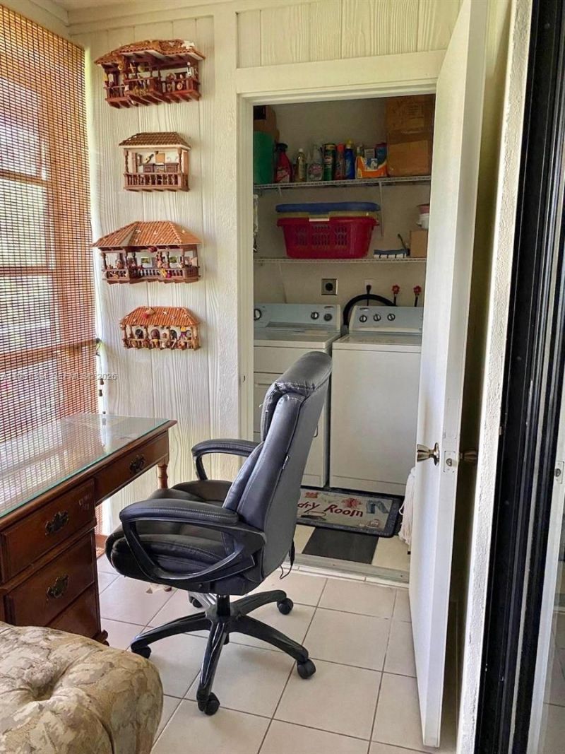 7707 Ashmont Cir, Unit 214, Tamarac, FL 33321 Photo