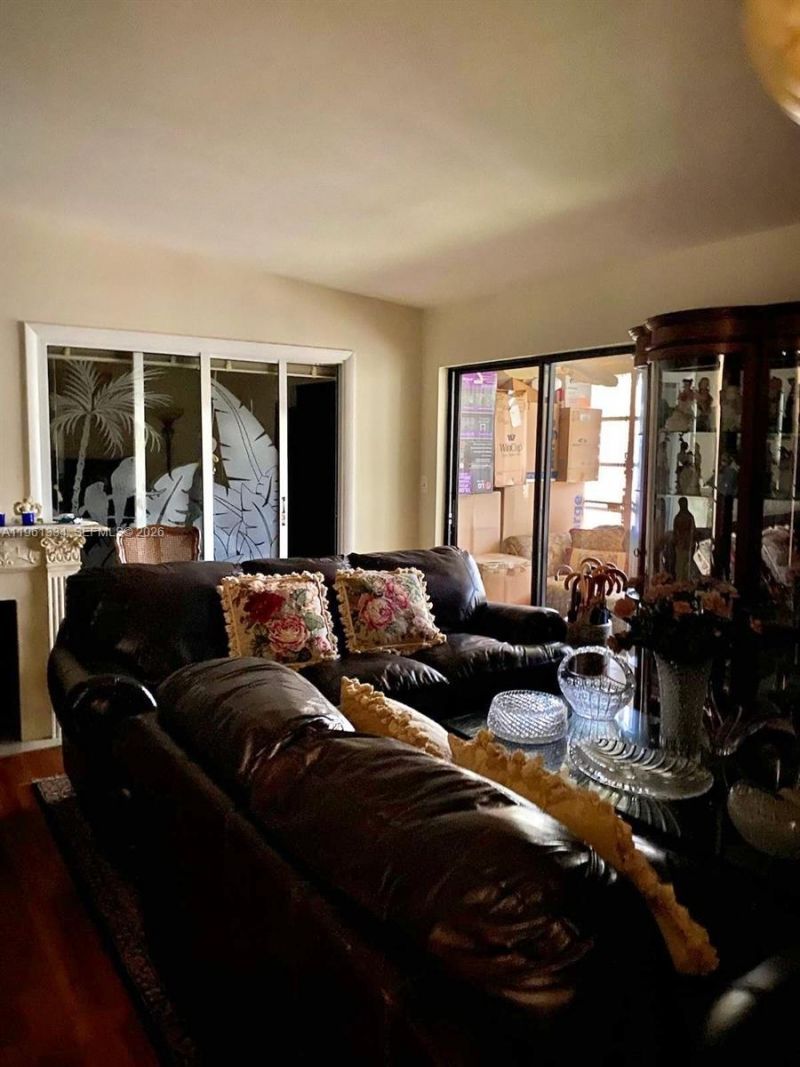 7707 Ashmont Cir, Unit 214, Tamarac, FL 33321 Photo