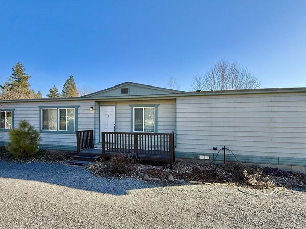 1956 Blue Pool Way, Chiloquin, OR 97624