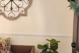 8471 Yadkin Circle photo 4