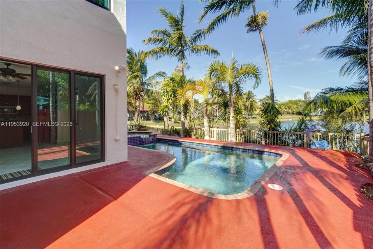 9053 SW 214th St , Unit n/a, Cutler Bay, FL 33189 Photo