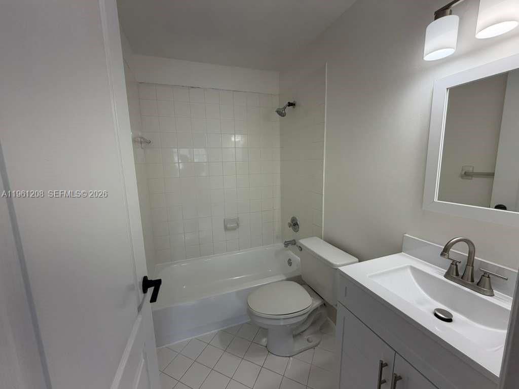 14219 SW 121st Pl, Unit 4, Miami, FL 33186 Photo