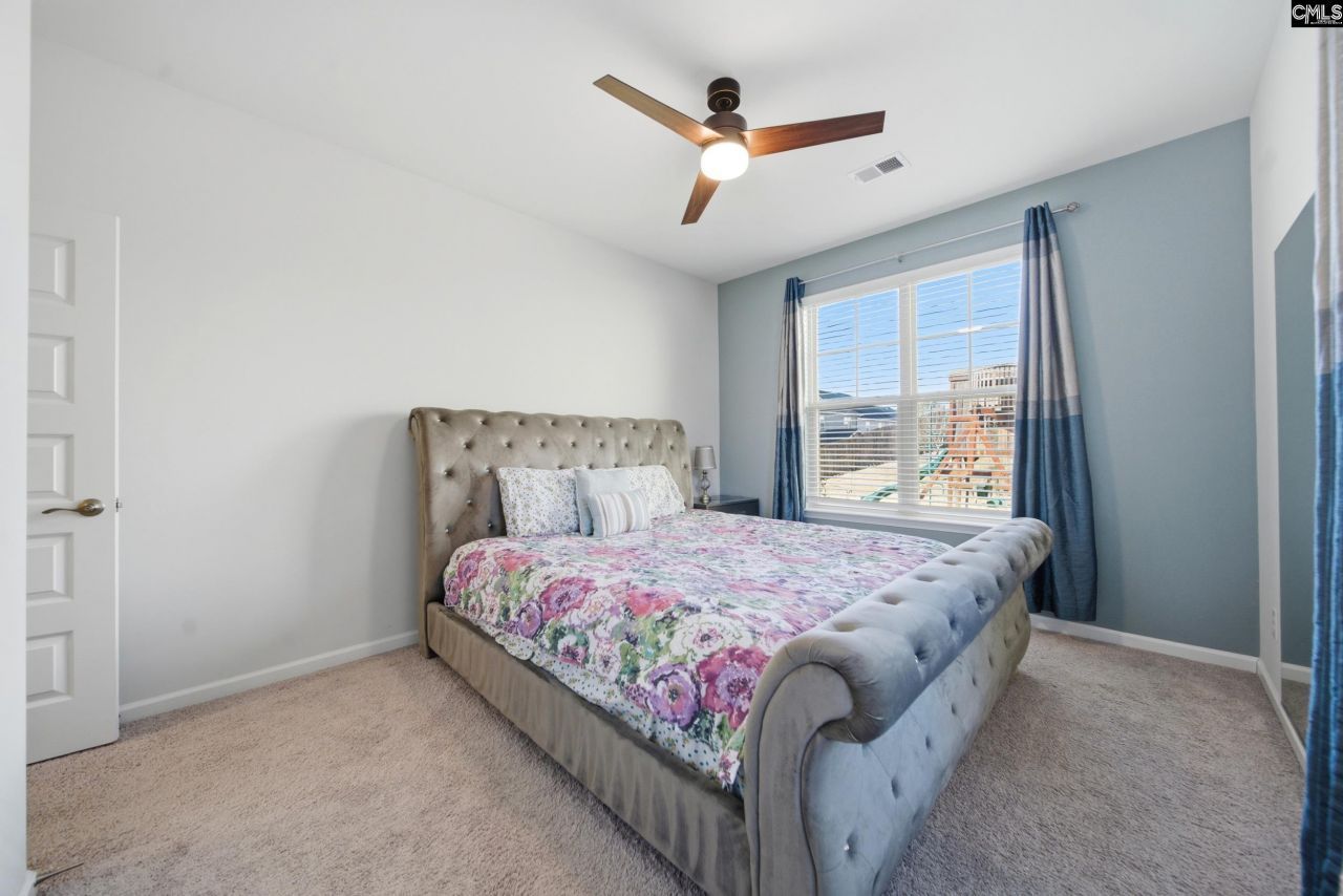 209 Madison Park Drive  Photo 12