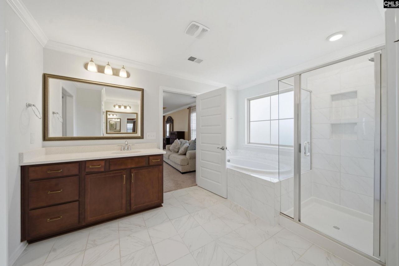 209 Madison Park Drive  Photo 25