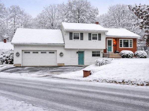 195 Porter Avenue W, Rumford, ME 04276