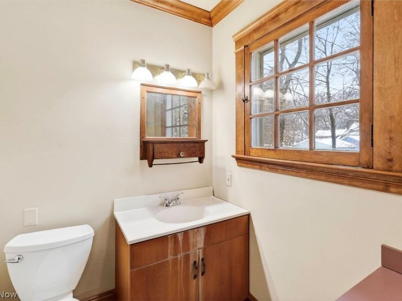 1798 Middlehurst Road, Cleveland Heights, OH 44118 Photo 17