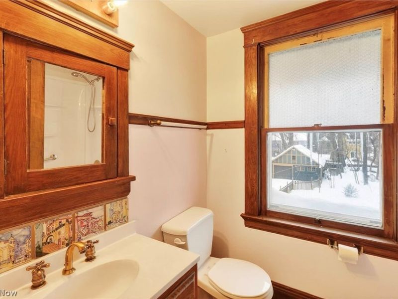 1798 Middlehurst Road, Cleveland Heights, OH 44118 Photo 30