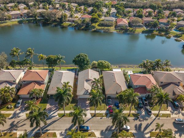 3800 Woodfield Drive, Coconut Creek, FL 33073