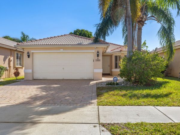 3800 Woodfield Drive, Coconut Creek, FL 33073
