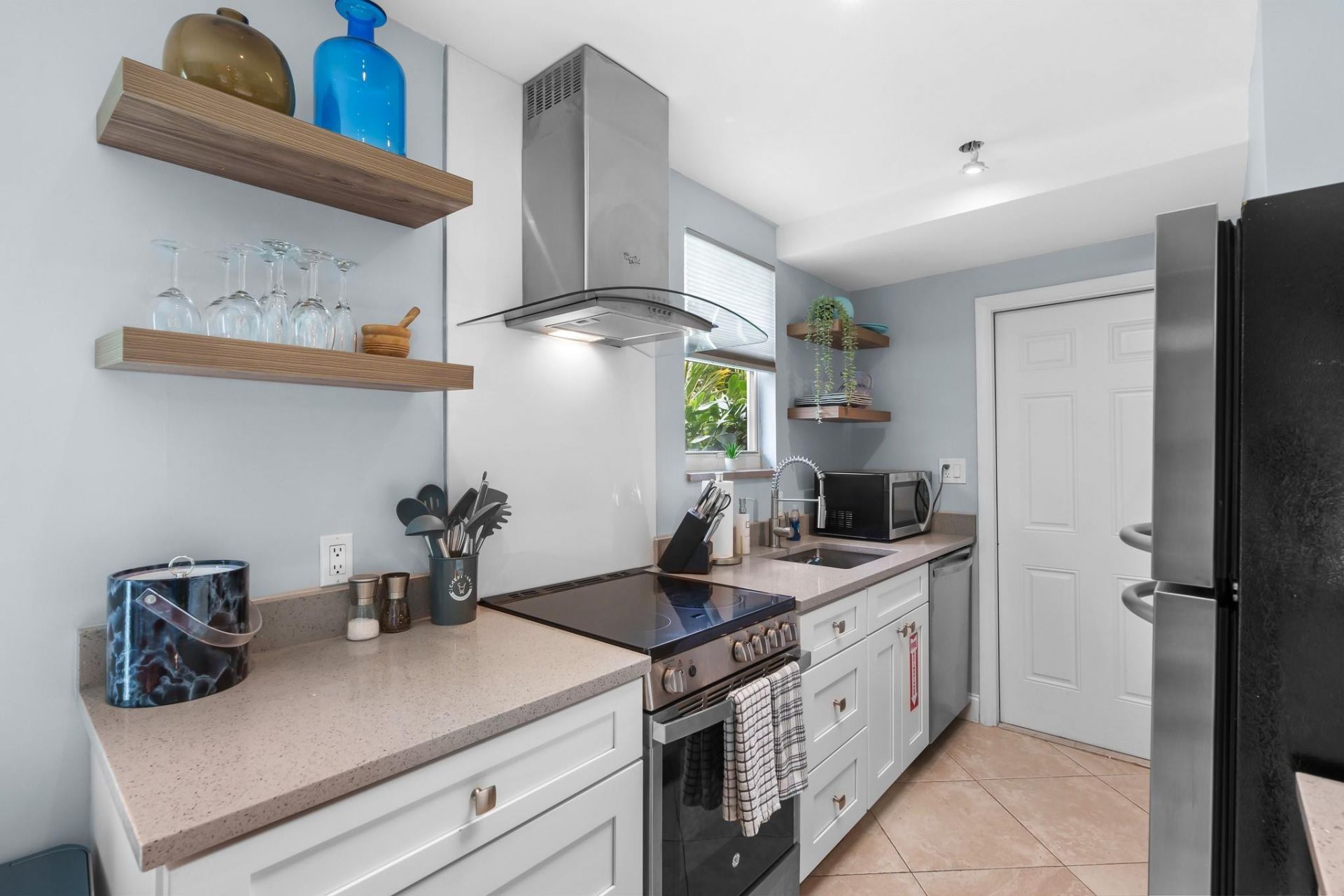 1110 NW 7th Ave, Fort Lauderdale, FL 33311 Photo