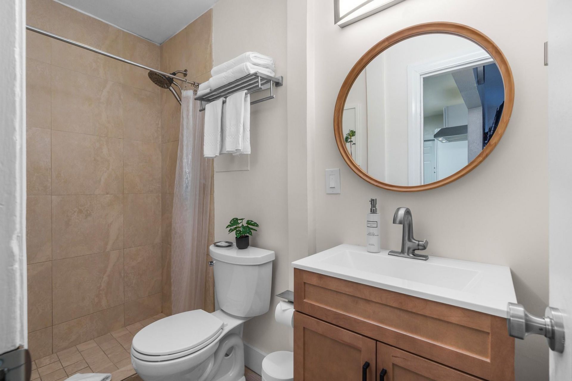1110 NW 7th Avenue, Fort Lauderdale, FL 33311 Photo