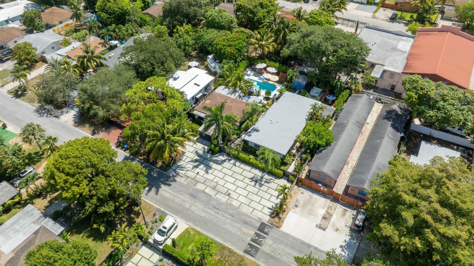 1110 NW 7th Ave, Fort Lauderdale, FL 33311 Photo