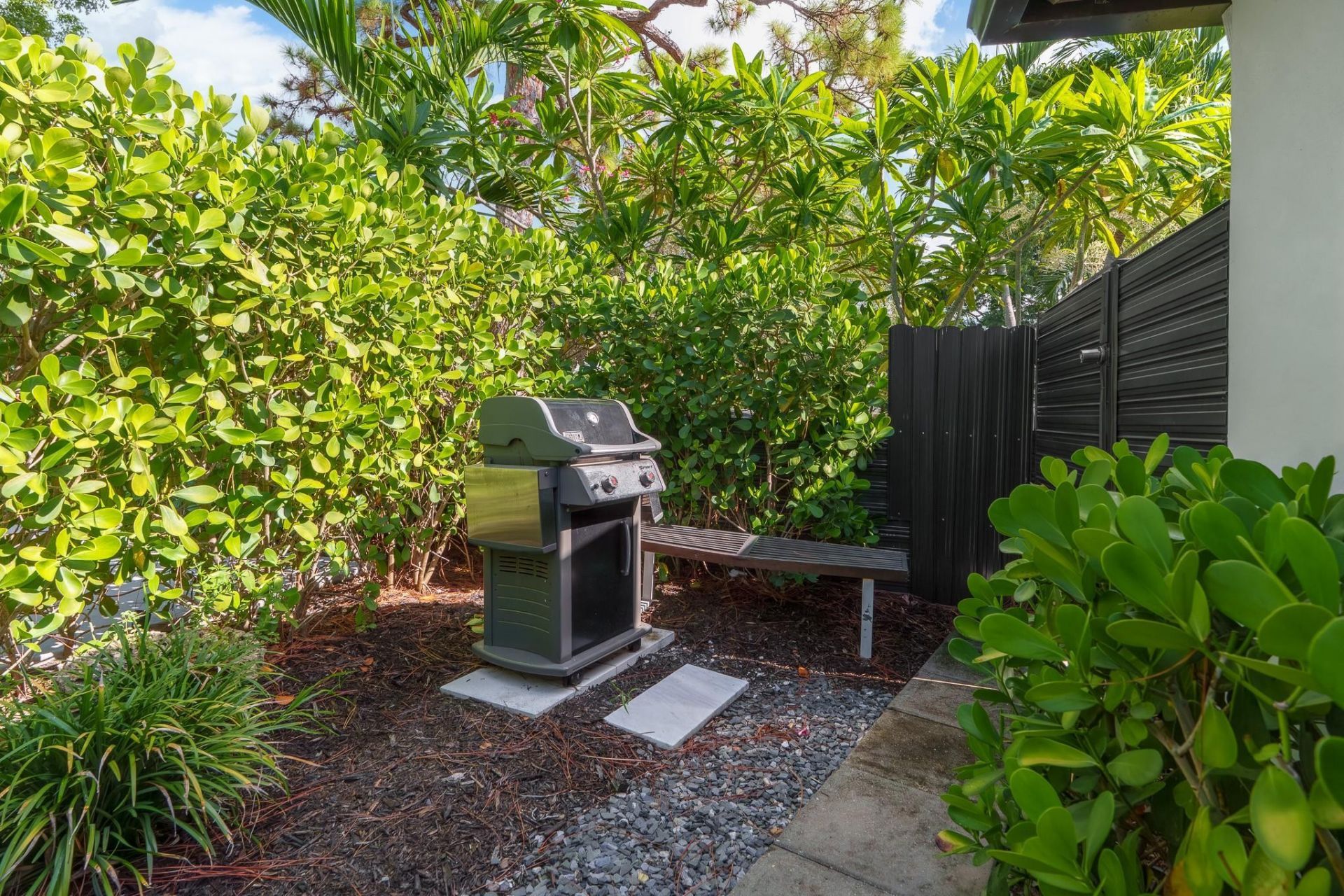 1110 NW 7th Ave, Fort Lauderdale, FL 33311 Photo