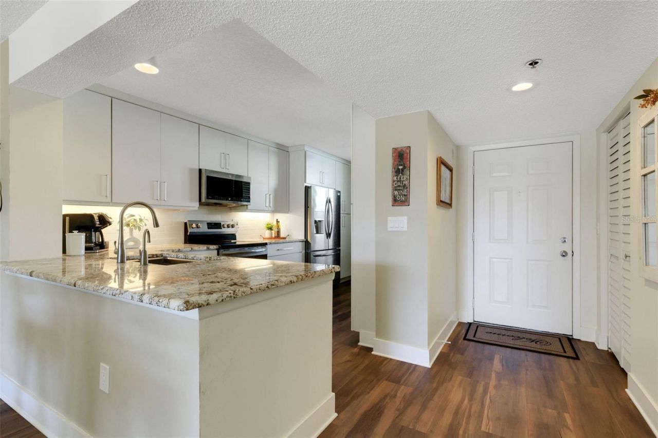 4460 Fairways Boulevard, Unit 107, Bradenton, FL 34209 Photo