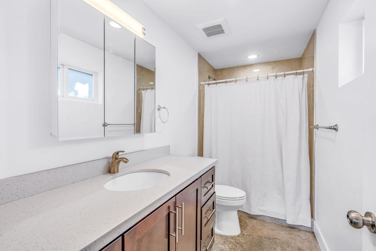 34 Hibiscus Lane, Key Largo, FL 33037 Photo