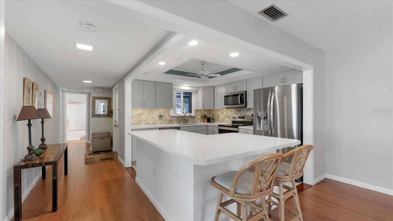 1110 Breezemont Drive, Unit 1, Sarasota, FL 34232 Photo