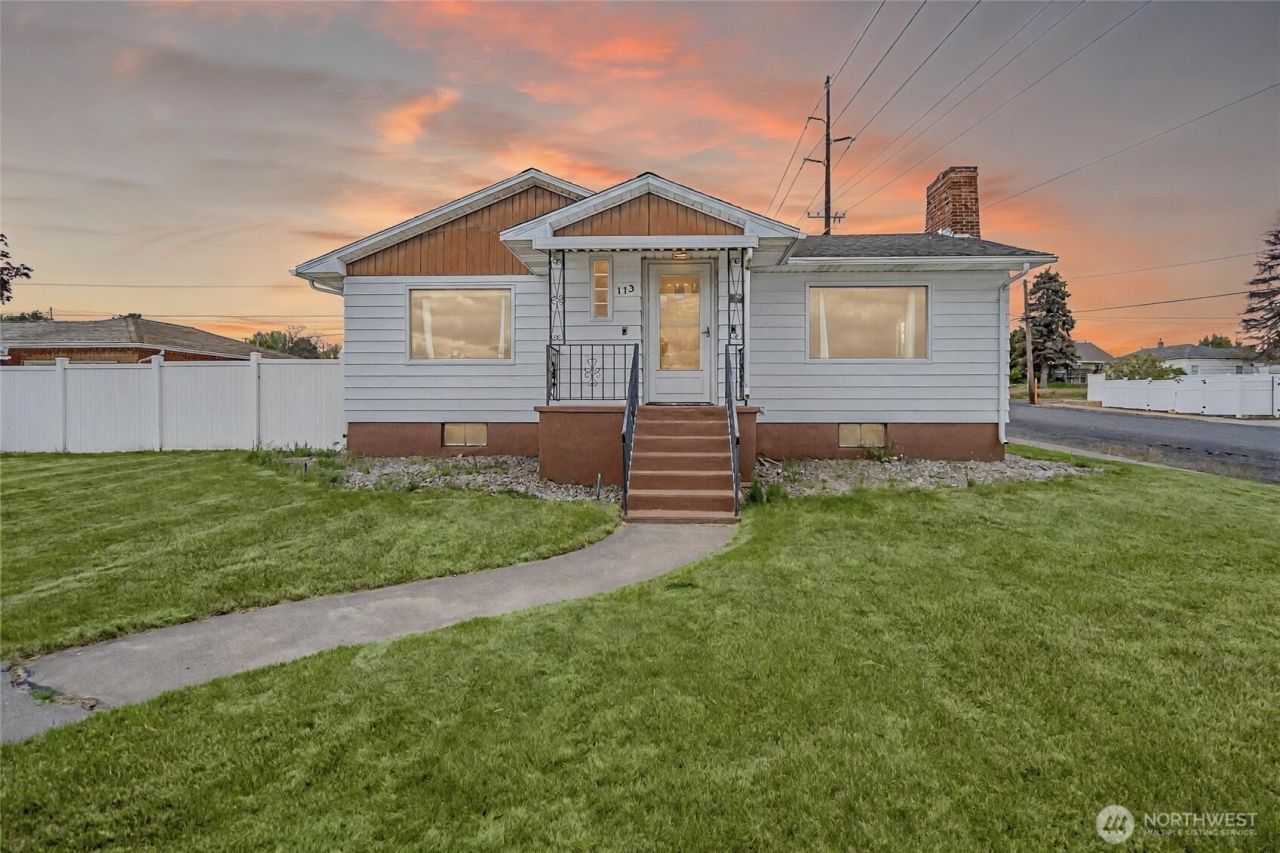 113 E 6th St, Lind, WA 99341 Main Photo