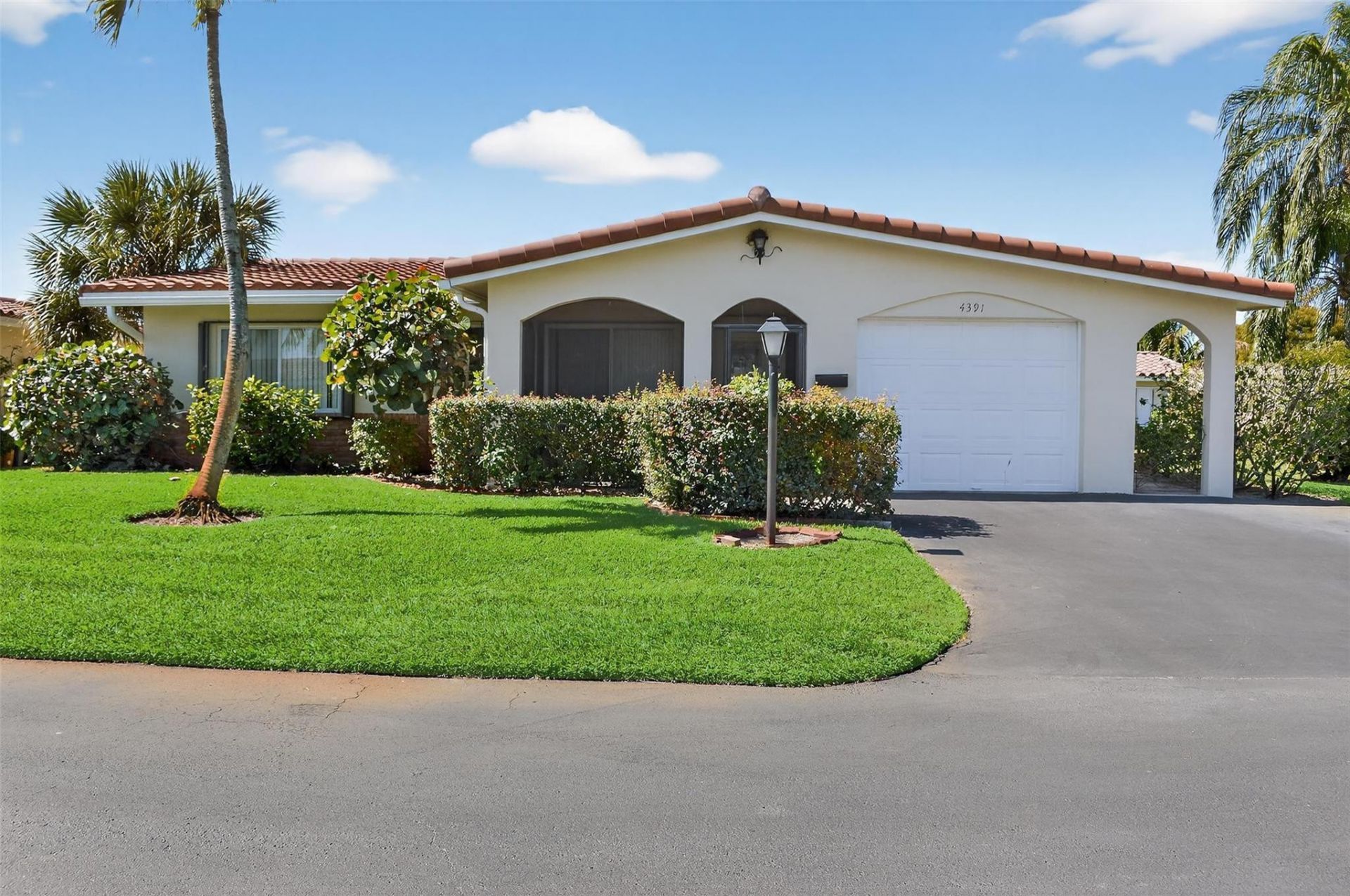 4391 NW 12th Avenue Deerfield Beach, FL 33064