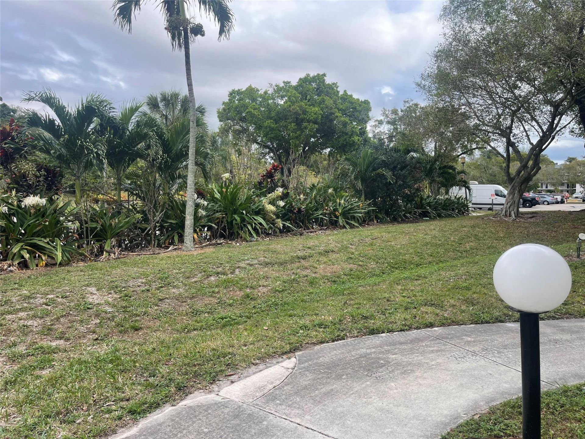 3301 Spanish Moss Te, Unit 601, Lauderhill, FL 33319 Photo