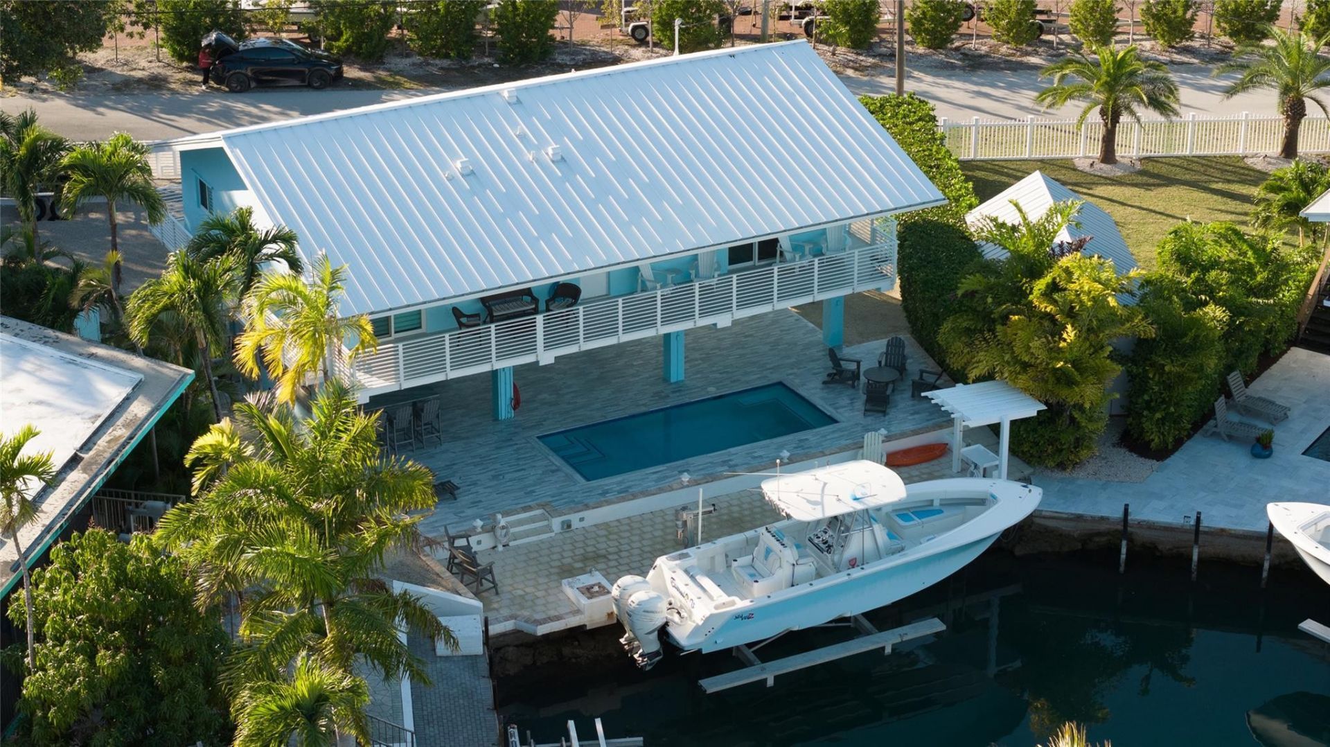 102 Harbor Dr, Tavernier, FL 33070 Photo