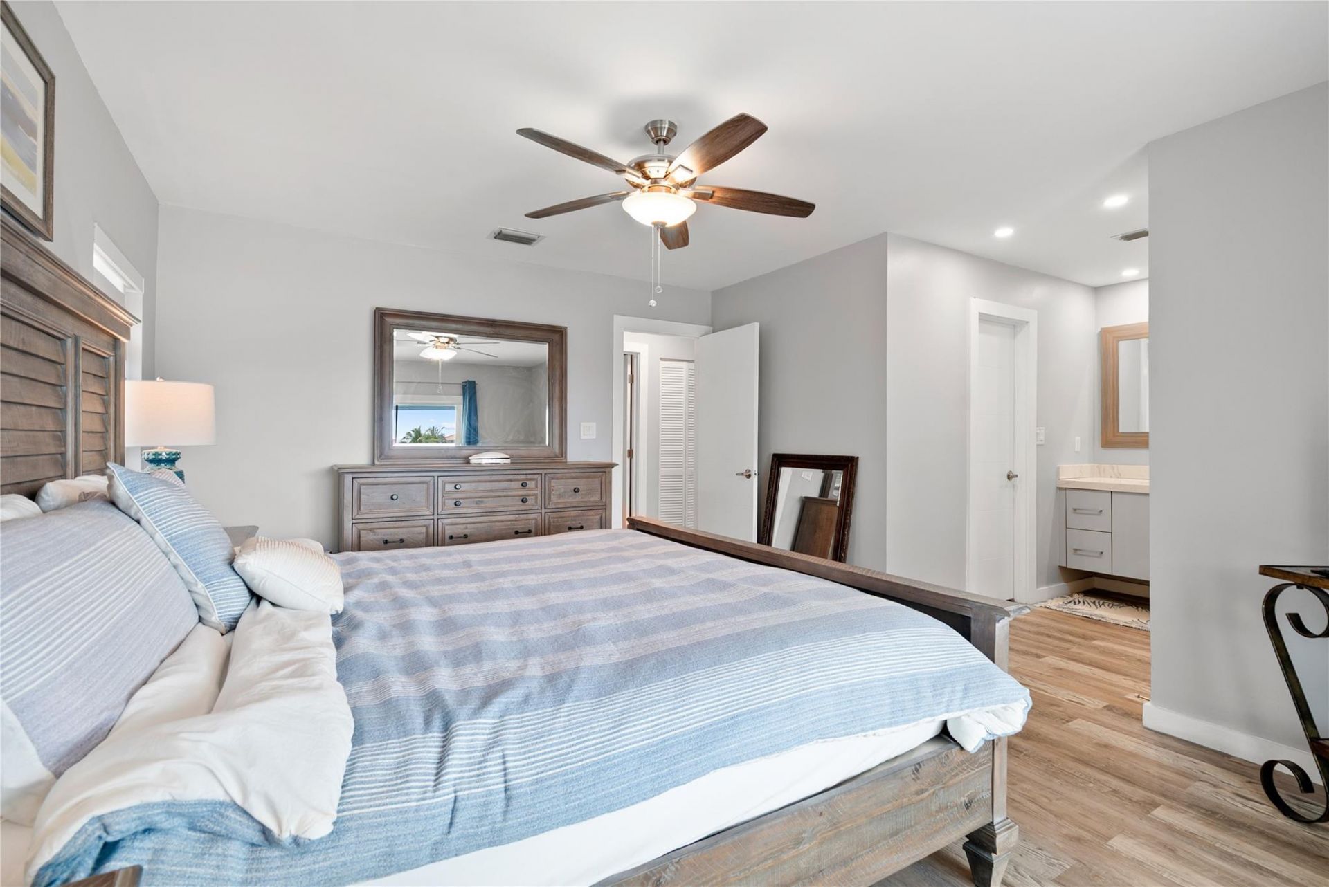 102 Harbor Dr, Tavernier, FL 33070 Photo