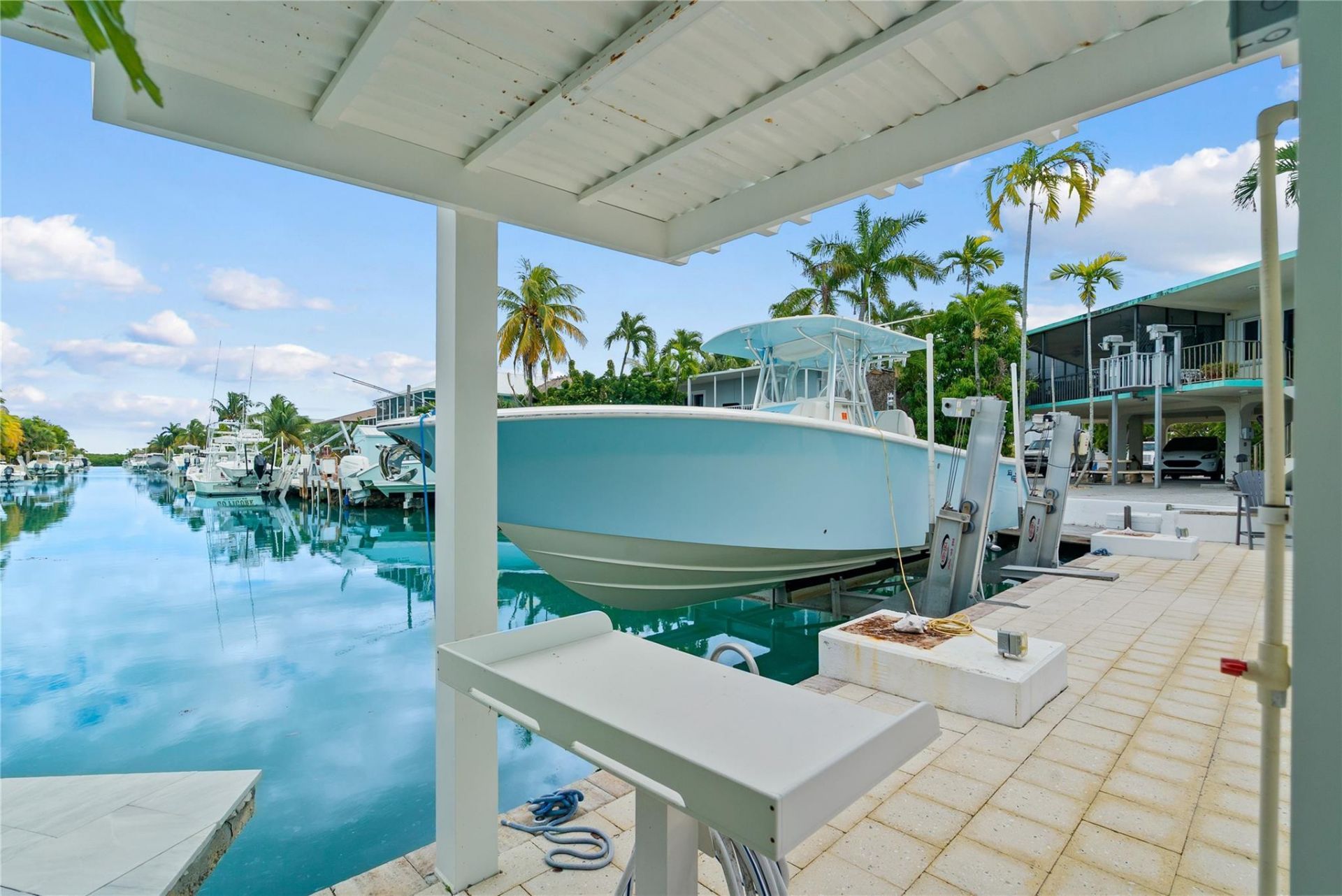 102 Harbor Dr, Tavernier, FL 33070 Photo